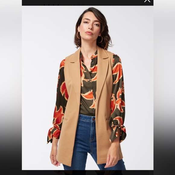 Chico's Jackets & Blazers - Chicos - Ponte Knit- sleeveless vest- size 3 (XL 16) Camel NWT